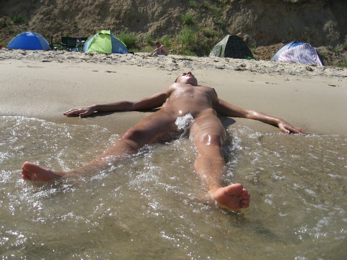 Девки на пляже