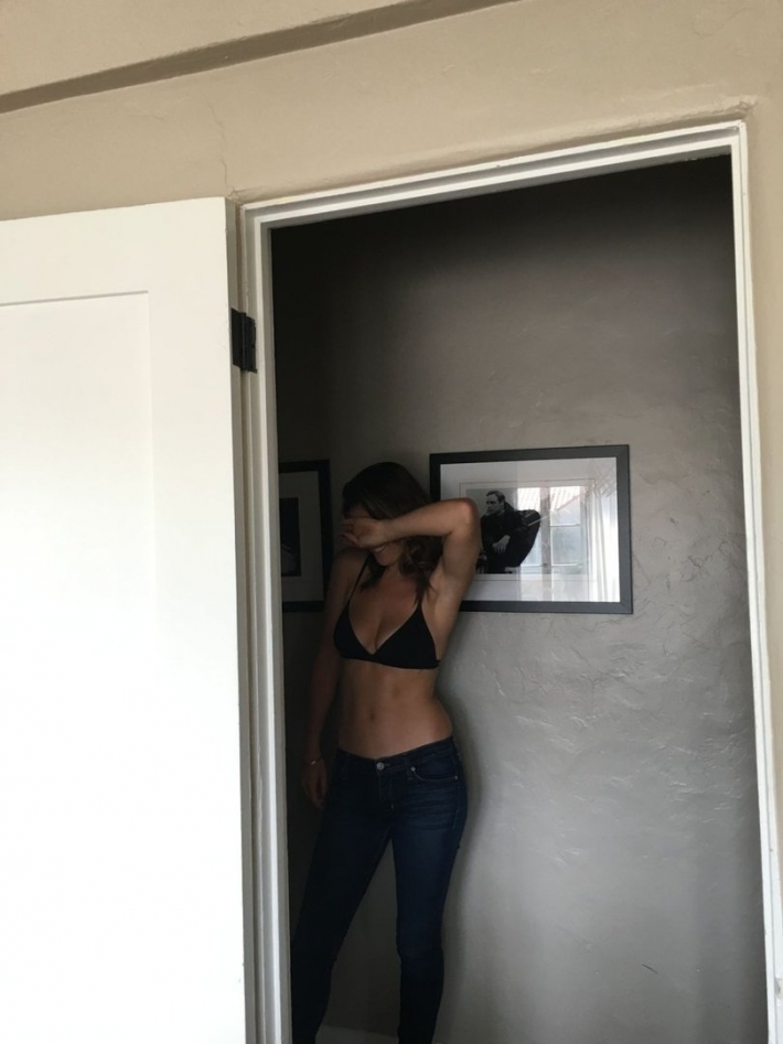 Селфи девушек в домашних