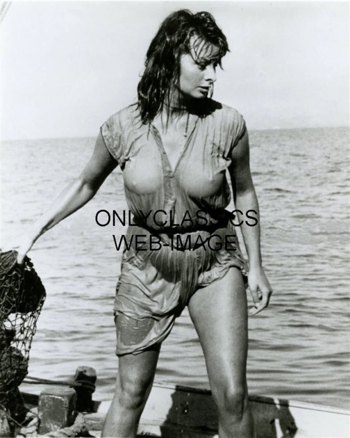 Софи лорен в купальнике