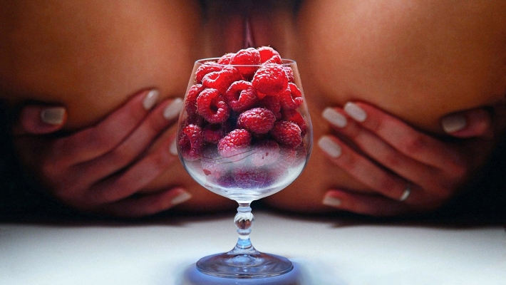 Эротика с фруктами