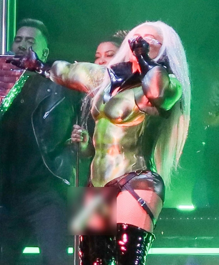 Леди гага концерт