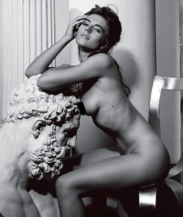 Элизабет хёрли эротические