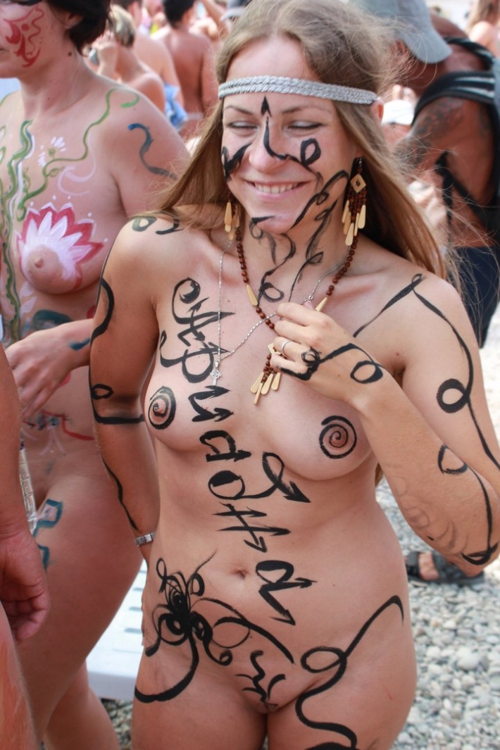 Фестиваль нудистов