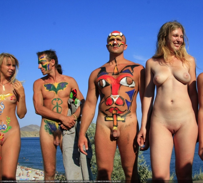 Женщины нудисты