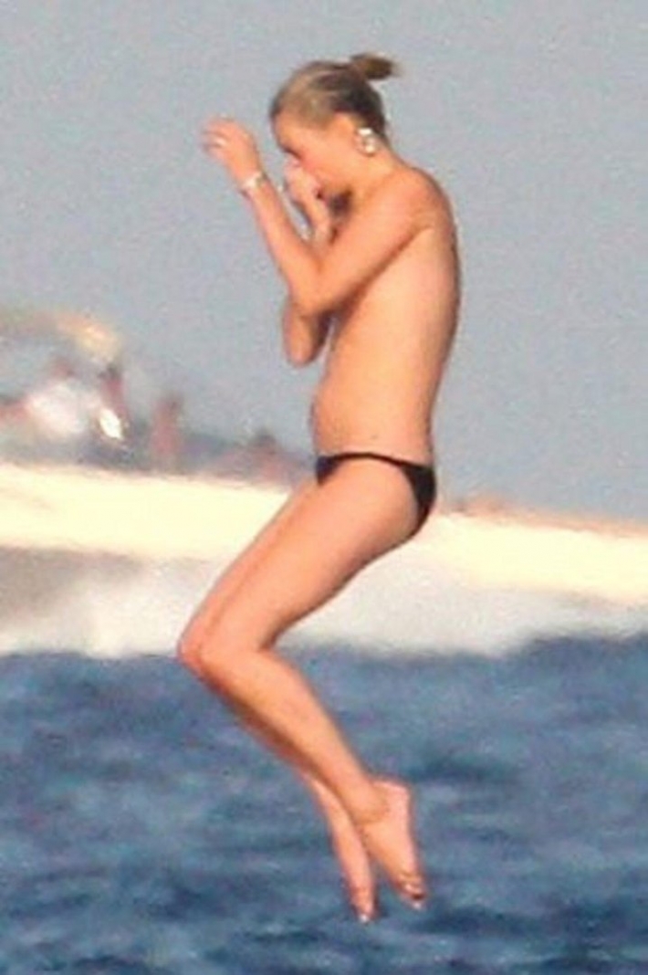 Кейт мосс топлес