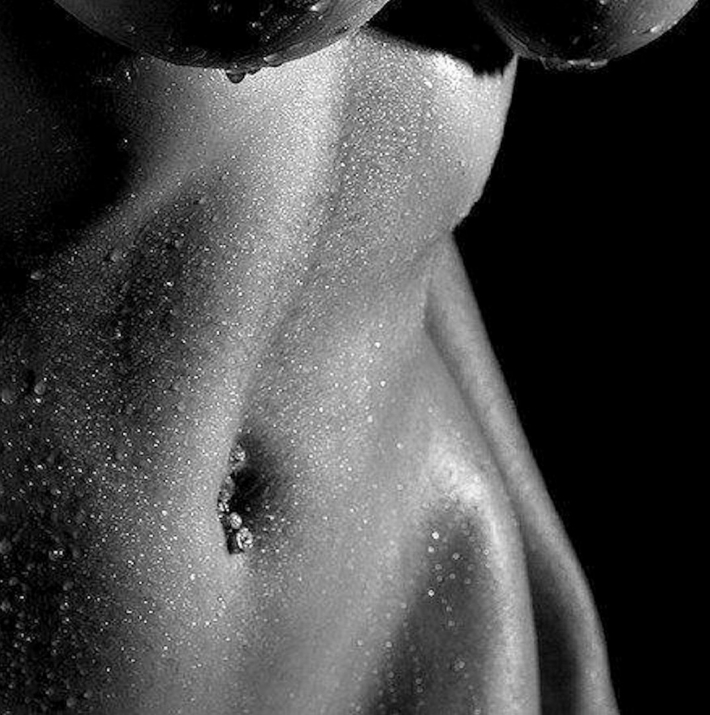 Женское тело спортивное