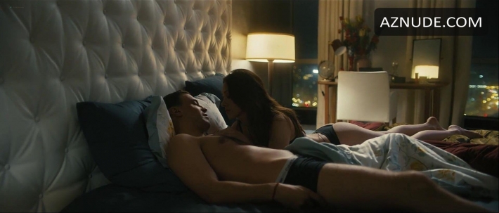 Откровенные сцены