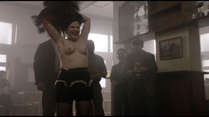 Эмили роуз бреннан