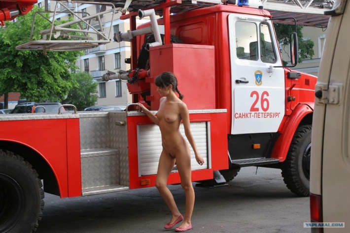 Пожарная машина пожарный