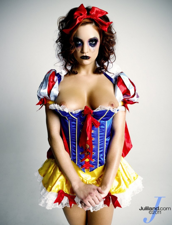 Эротичные девушки клоуны