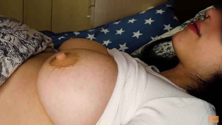 Азиатская девушка