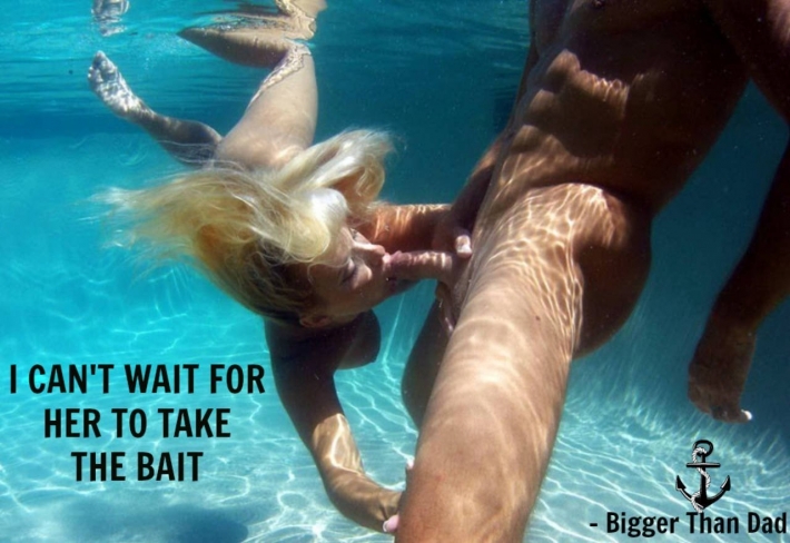 Член под водой