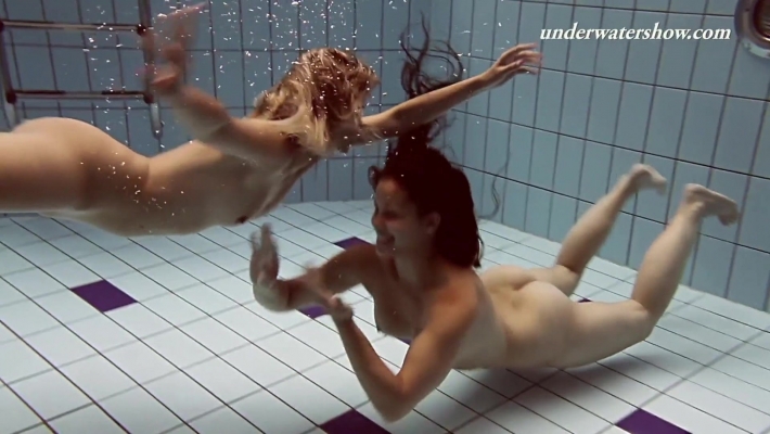 Плавание порно