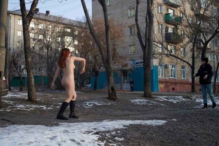 Разделась на фоне кузбасса