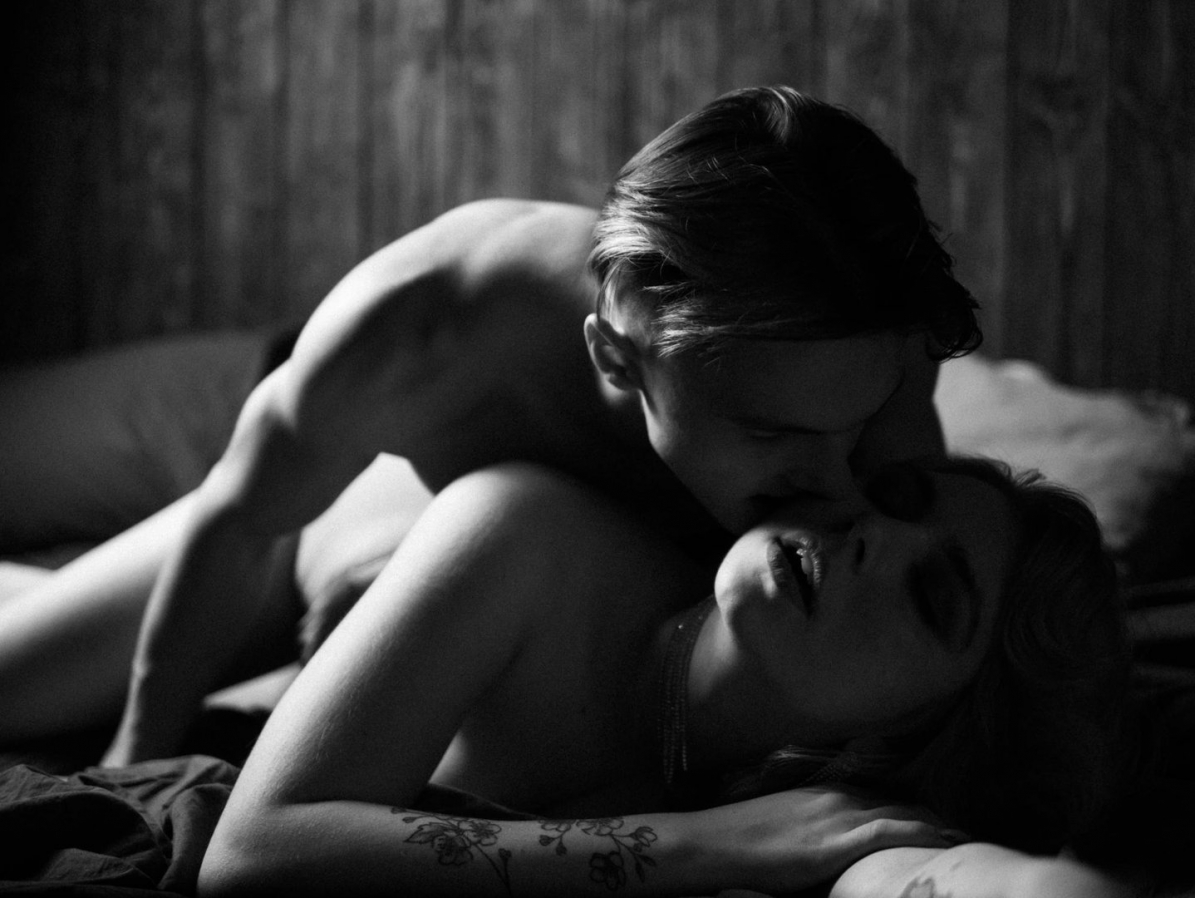 Эротичная фотосессия для двоих