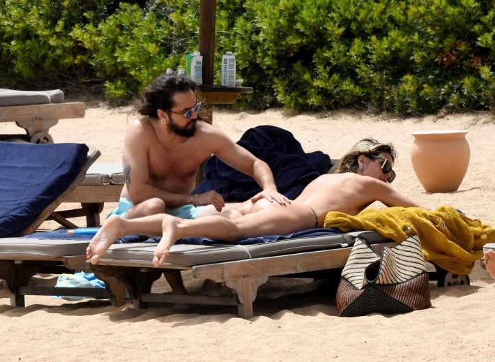 Хайди клум и том каулитц на пляже