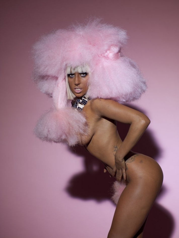 Никки минаж пинк фрайдей