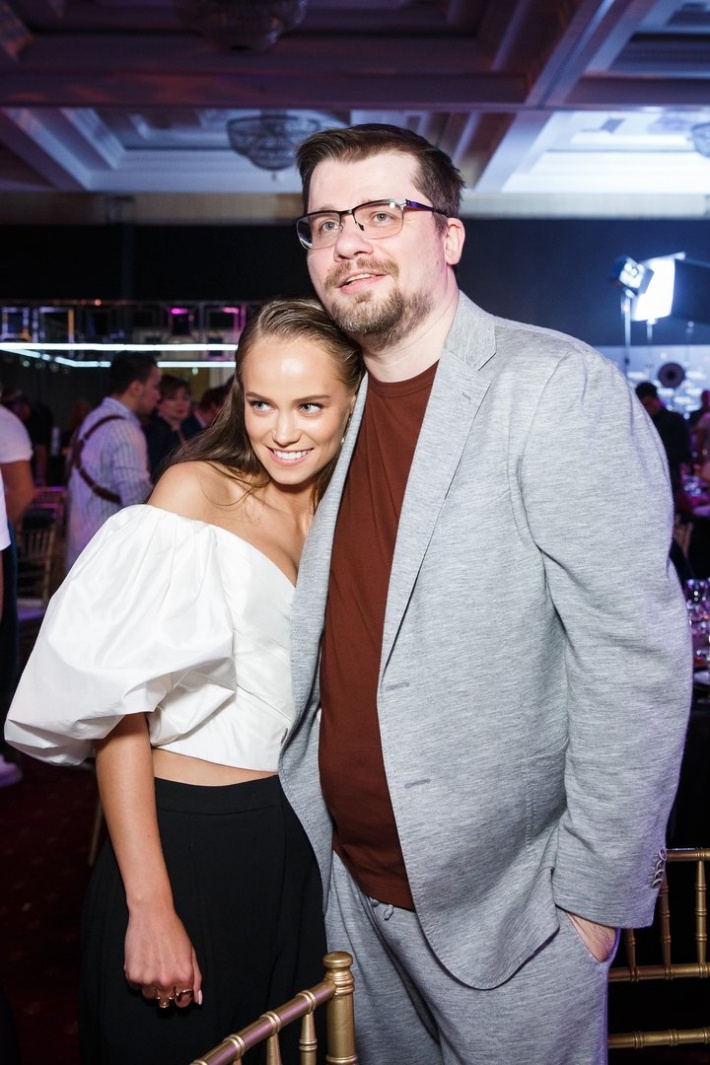 Катерина ковальчук гарик харламов роман