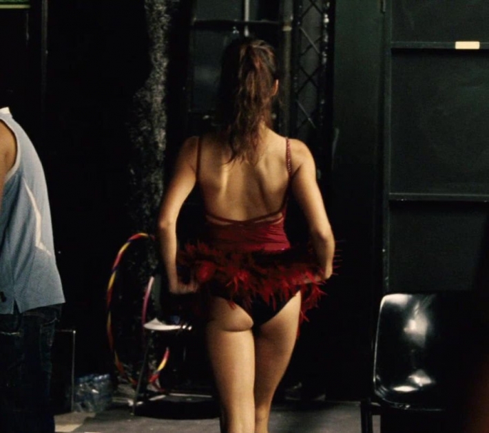 Откровенные сцены