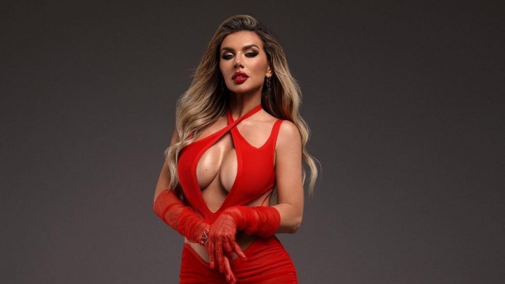 Анна седакова грудь