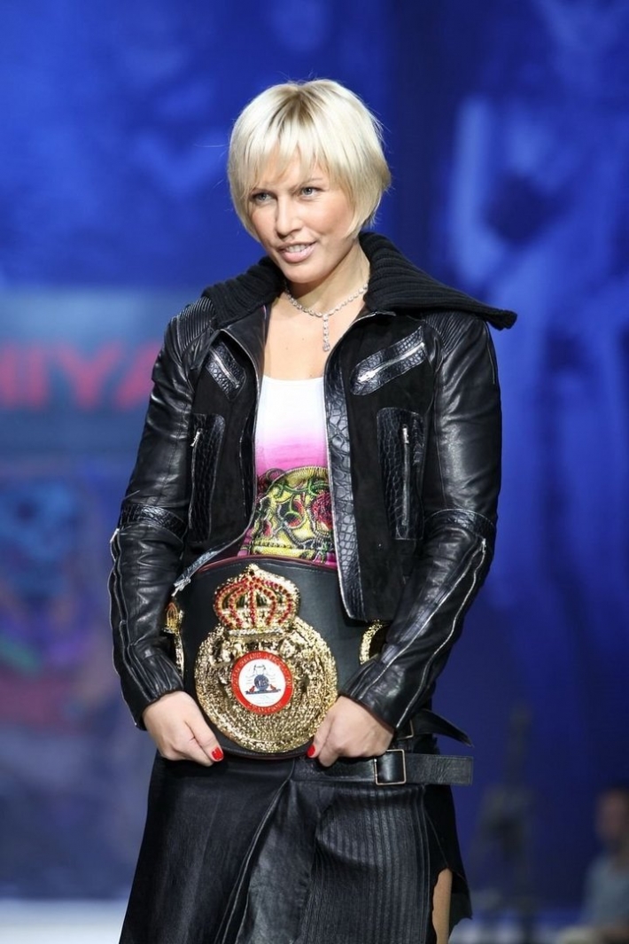 Рогозина наталья боксер