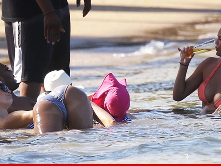 Джессика альба в бикини