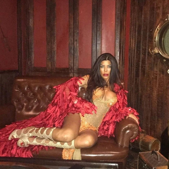 Султана нуран